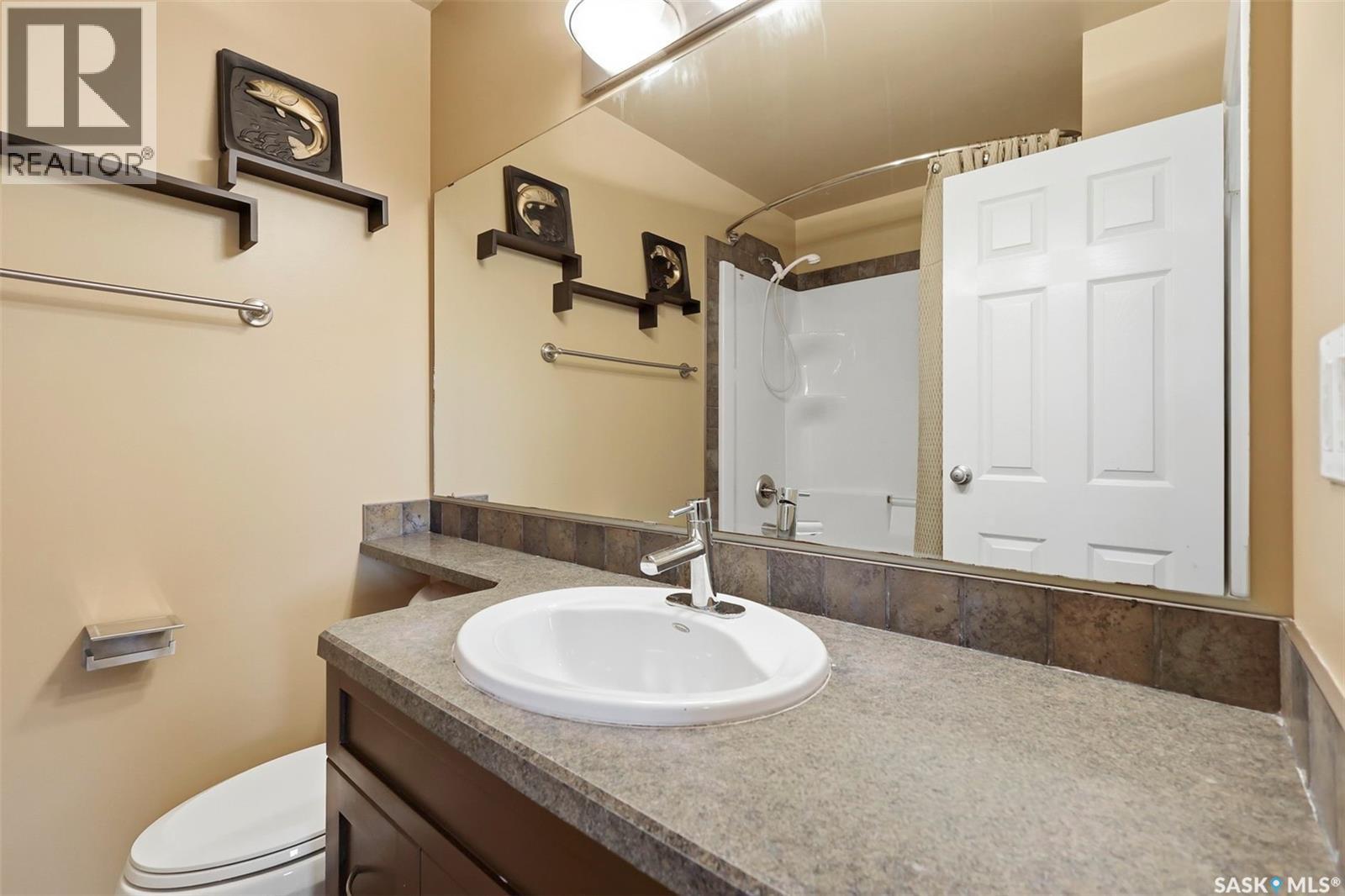 210 Laval CRESCENT - Image 21