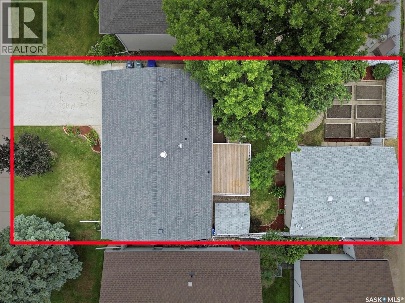 210 Laval CRESCENT - Image 42