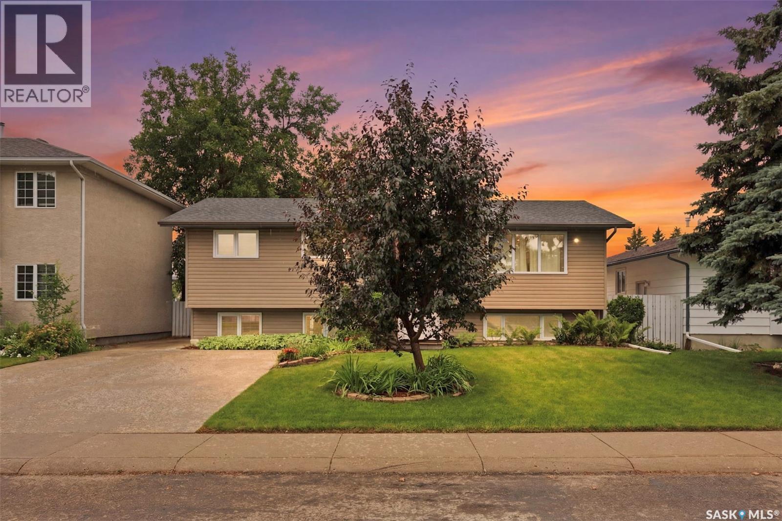 210 Laval CRESCENT - Image 5