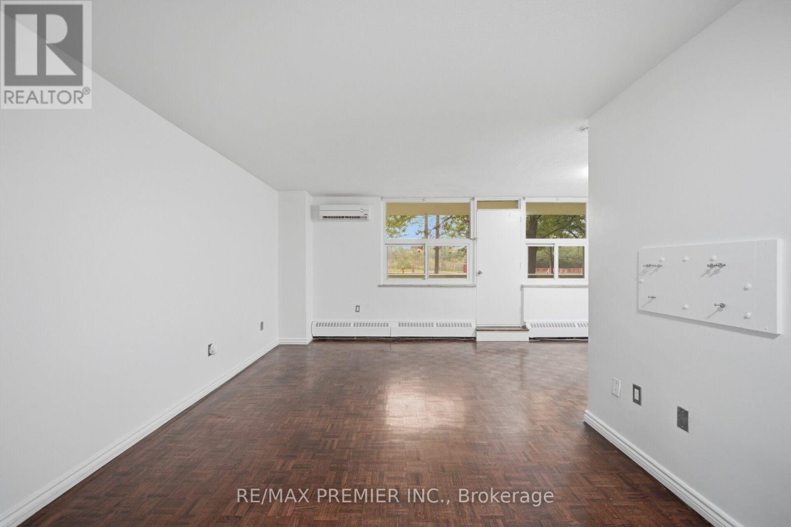 #107 3460 KEELE STREET - Image 13