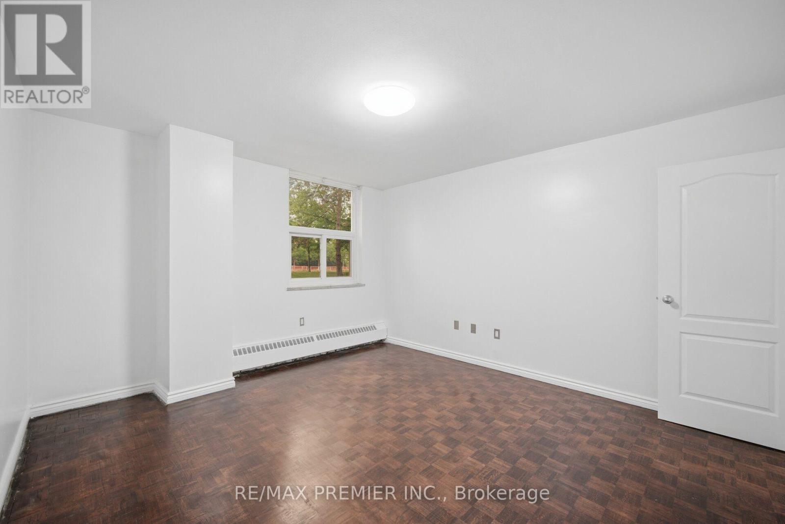 #107 3460 KEELE STREET - Image 17