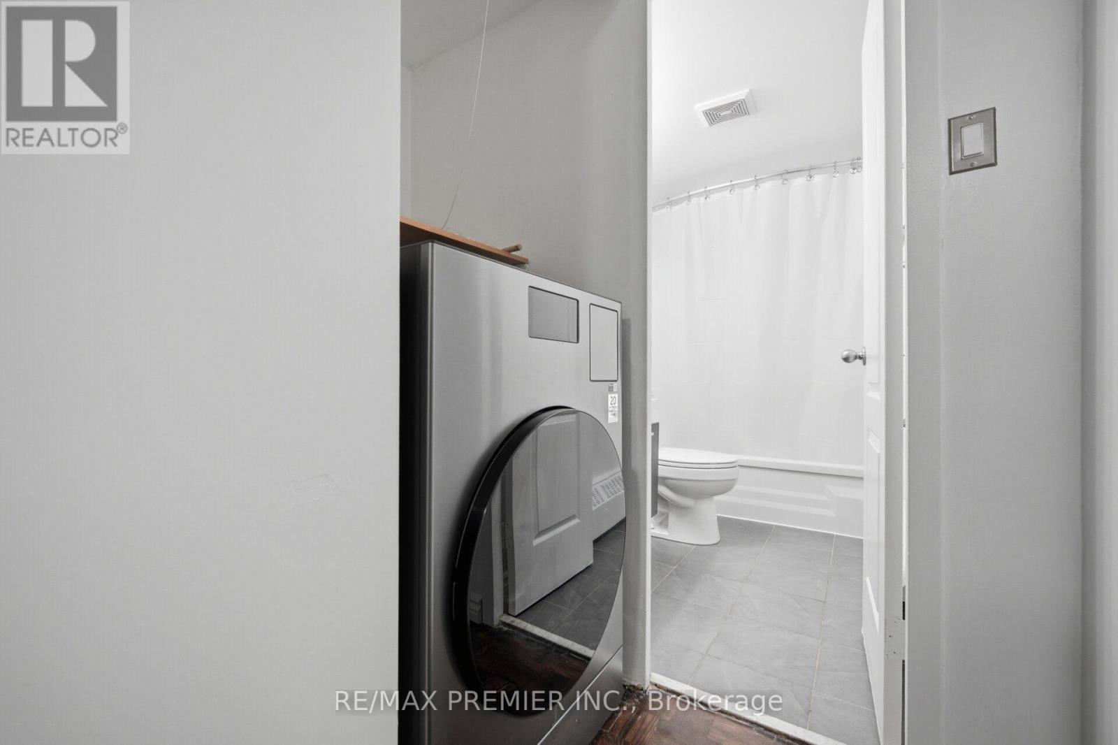#107 3460 KEELE STREET - Image 22