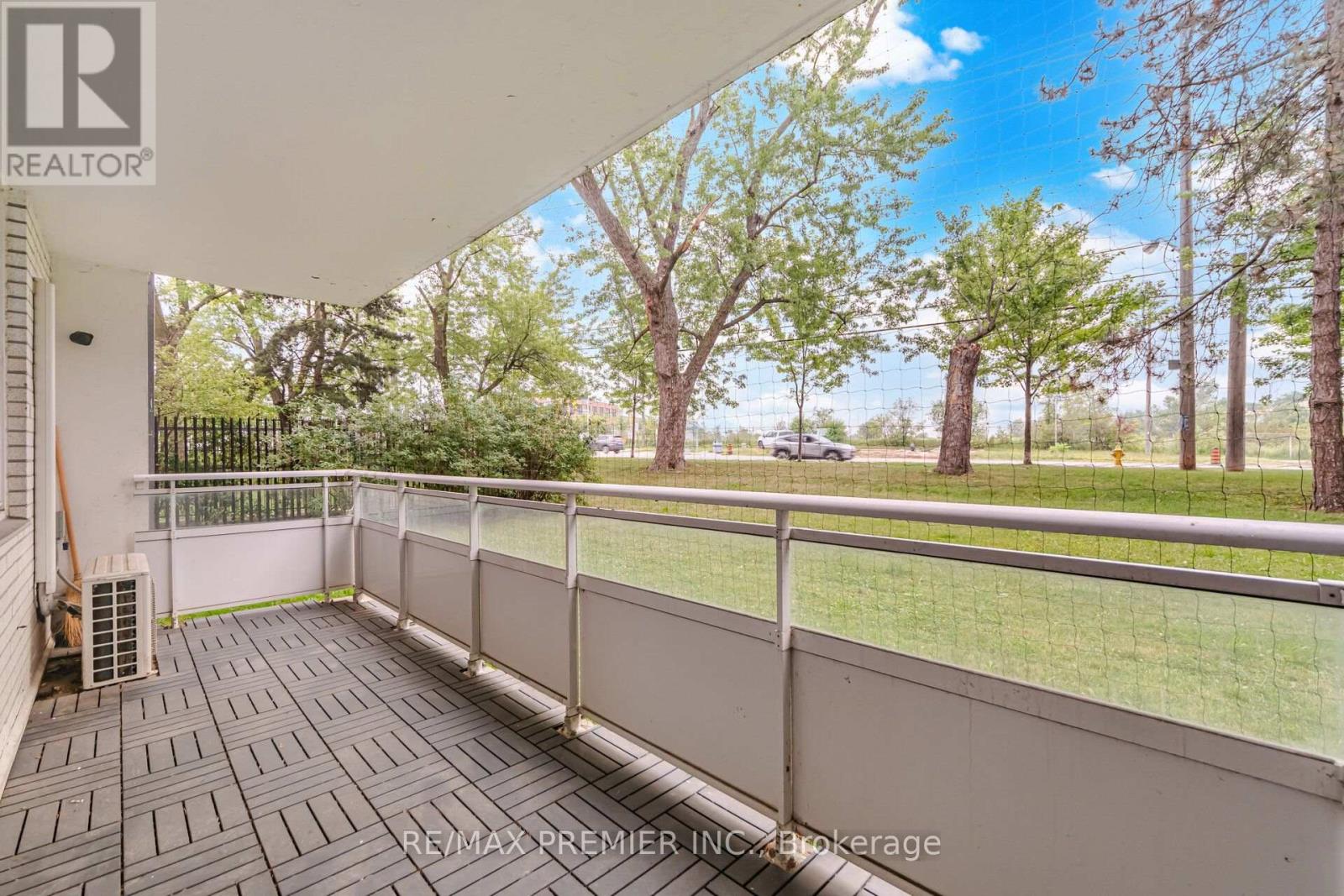 #107 3460 KEELE STREET - Image 24