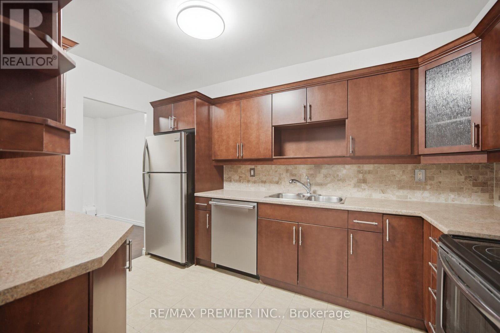 #107 3460 KEELE STREET - Image 8