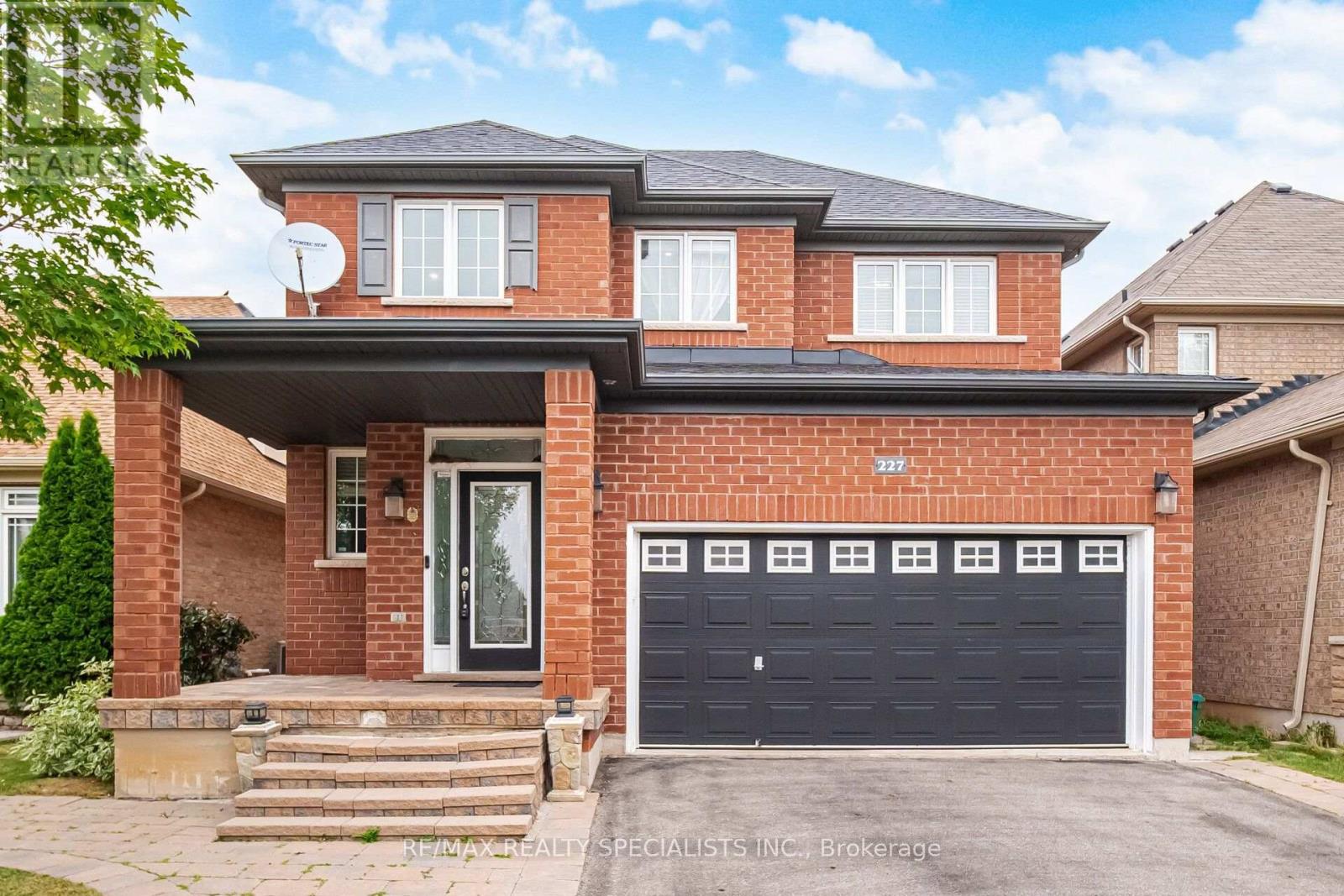 227 MINTO CRESCENT - 1