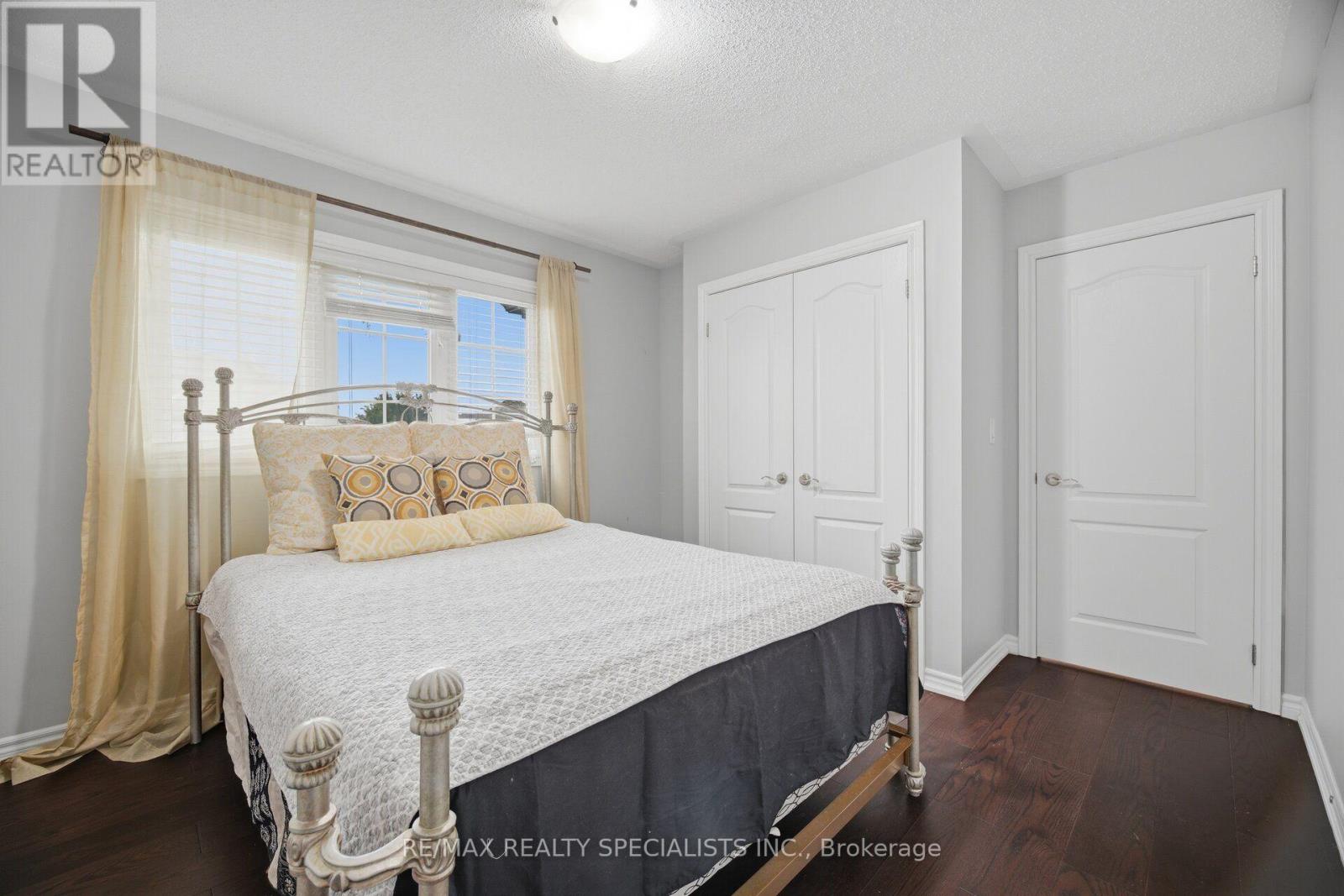 227 MINTO CRESCENT - 36