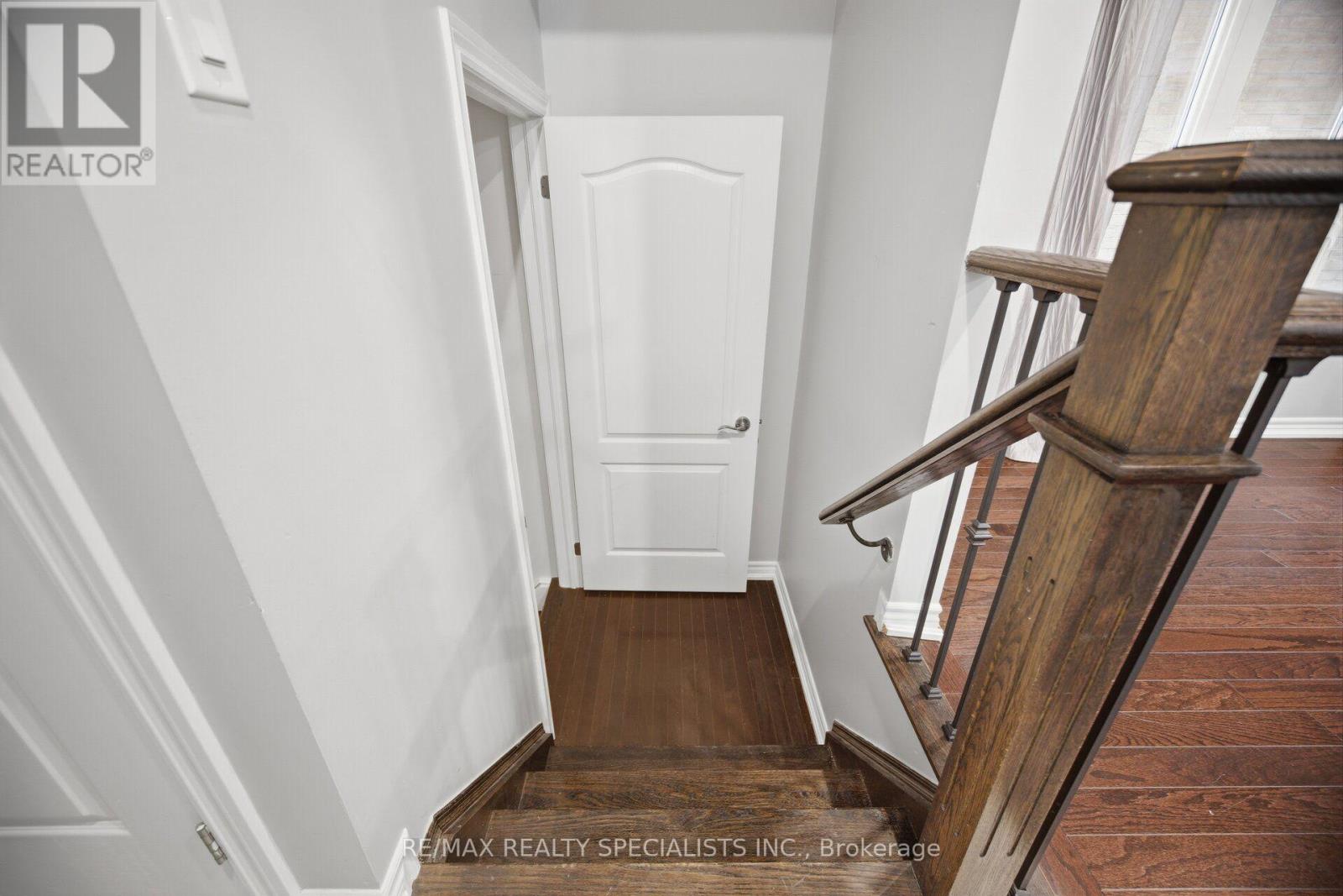 227 MINTO CRESCENT - 41
