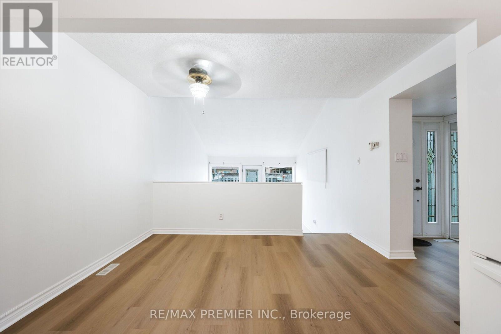 #82 248 JOHN GARLAND BOULEVARD - 15