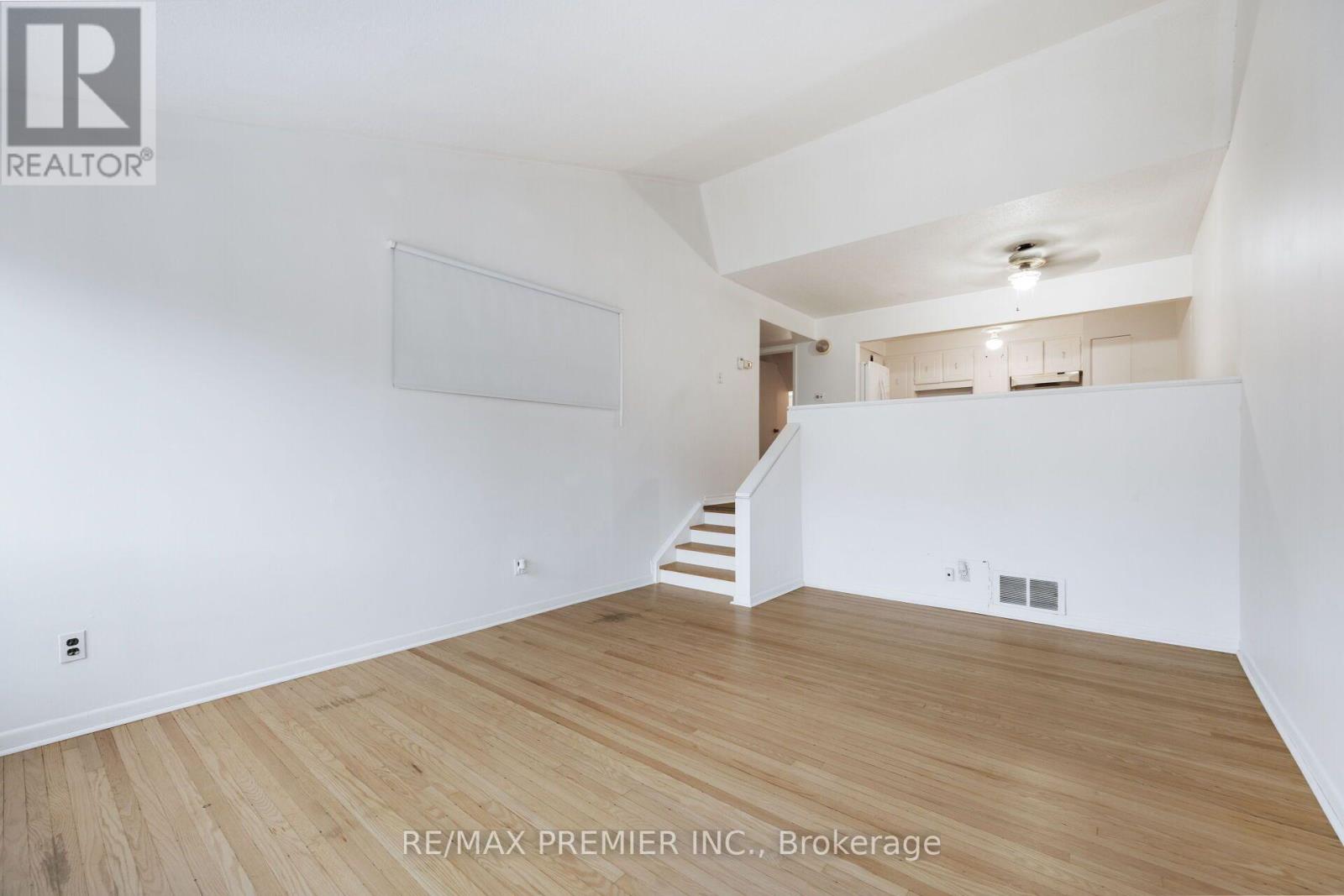 #82 248 JOHN GARLAND BOULEVARD - 8