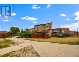 82 - 248 John Garland Boulevard, Toronto, ON M9V1N8 Photo 30