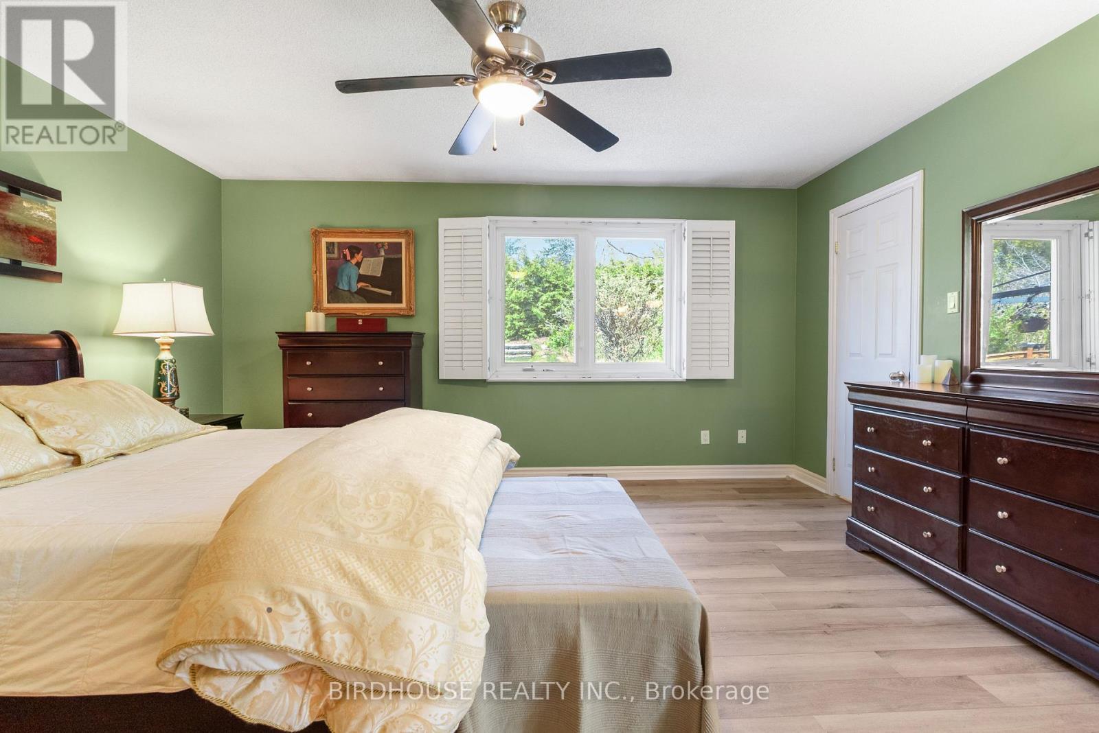 2309 SUMAC STREET - 18