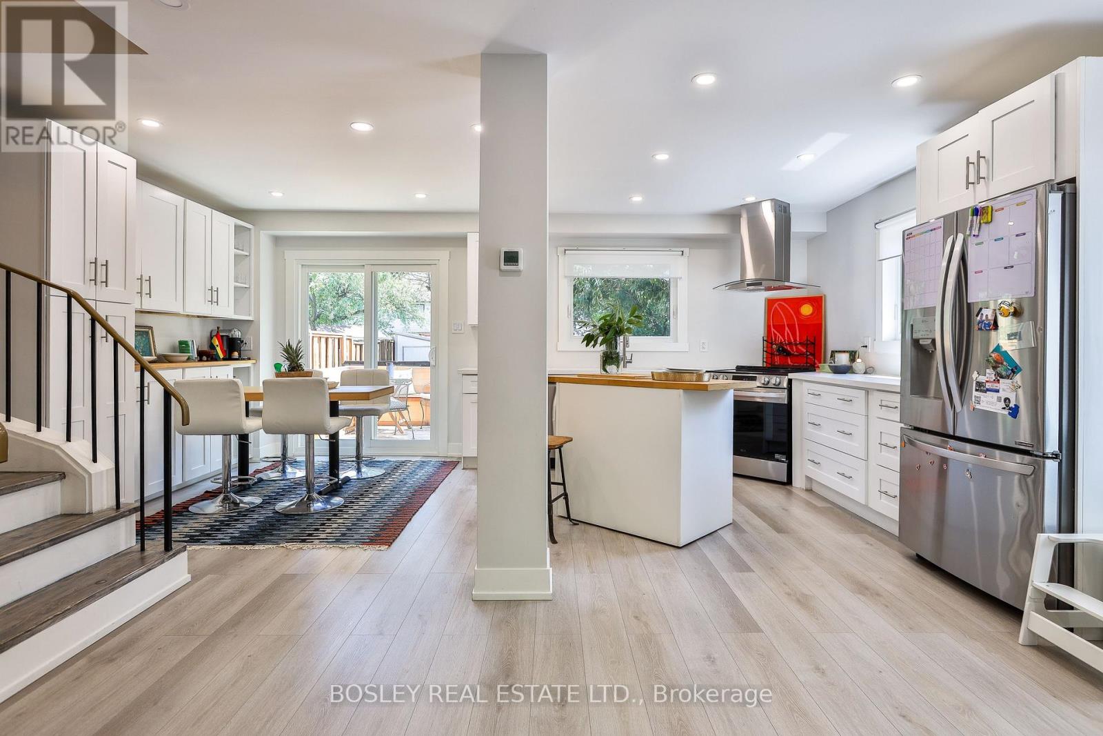 21 COURTLEIGH SQUARE - 7