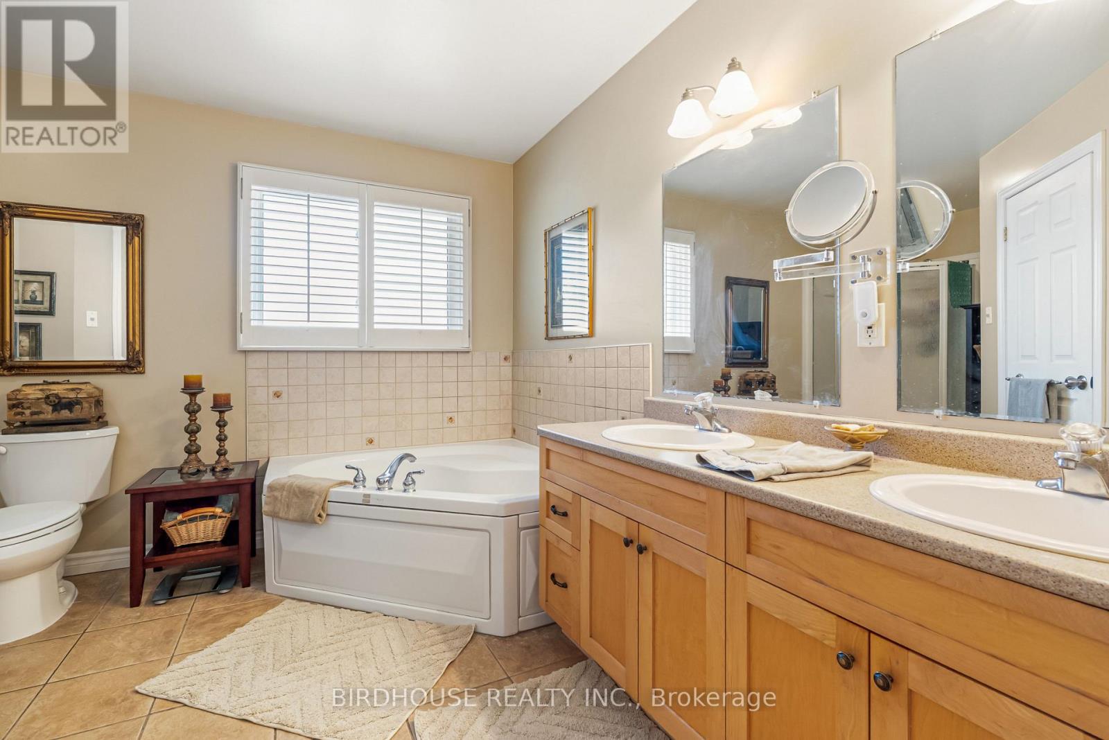 2309 SUMAC STREET - 24