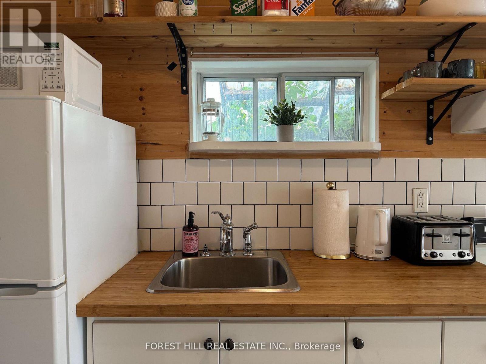 325 WESTMORELAND AVENUE N - 6