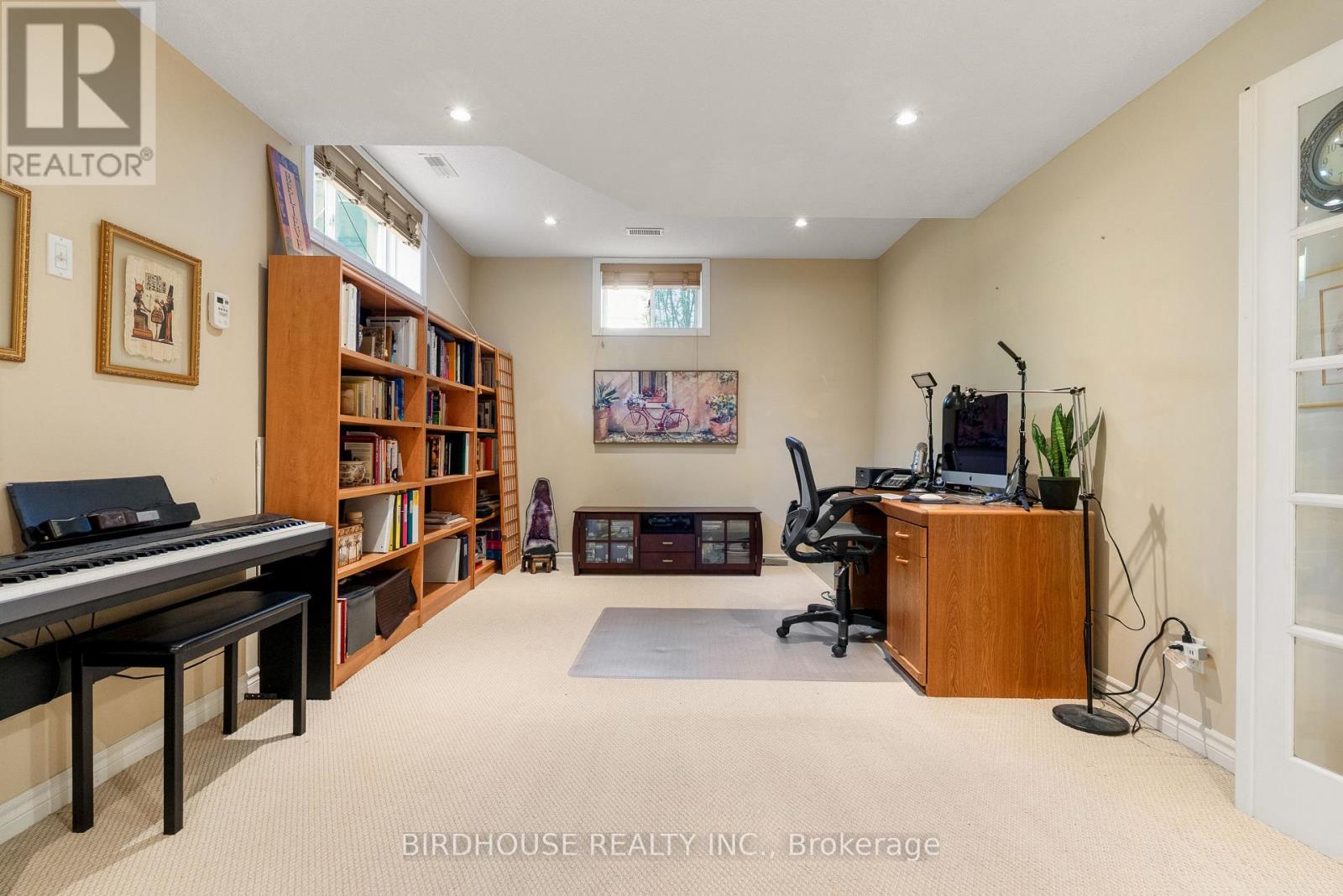 2309 SUMAC STREET - 33