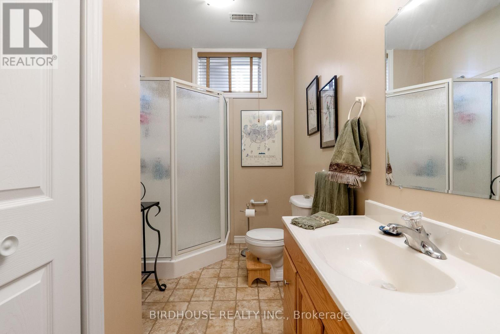 2309 SUMAC STREET - 39