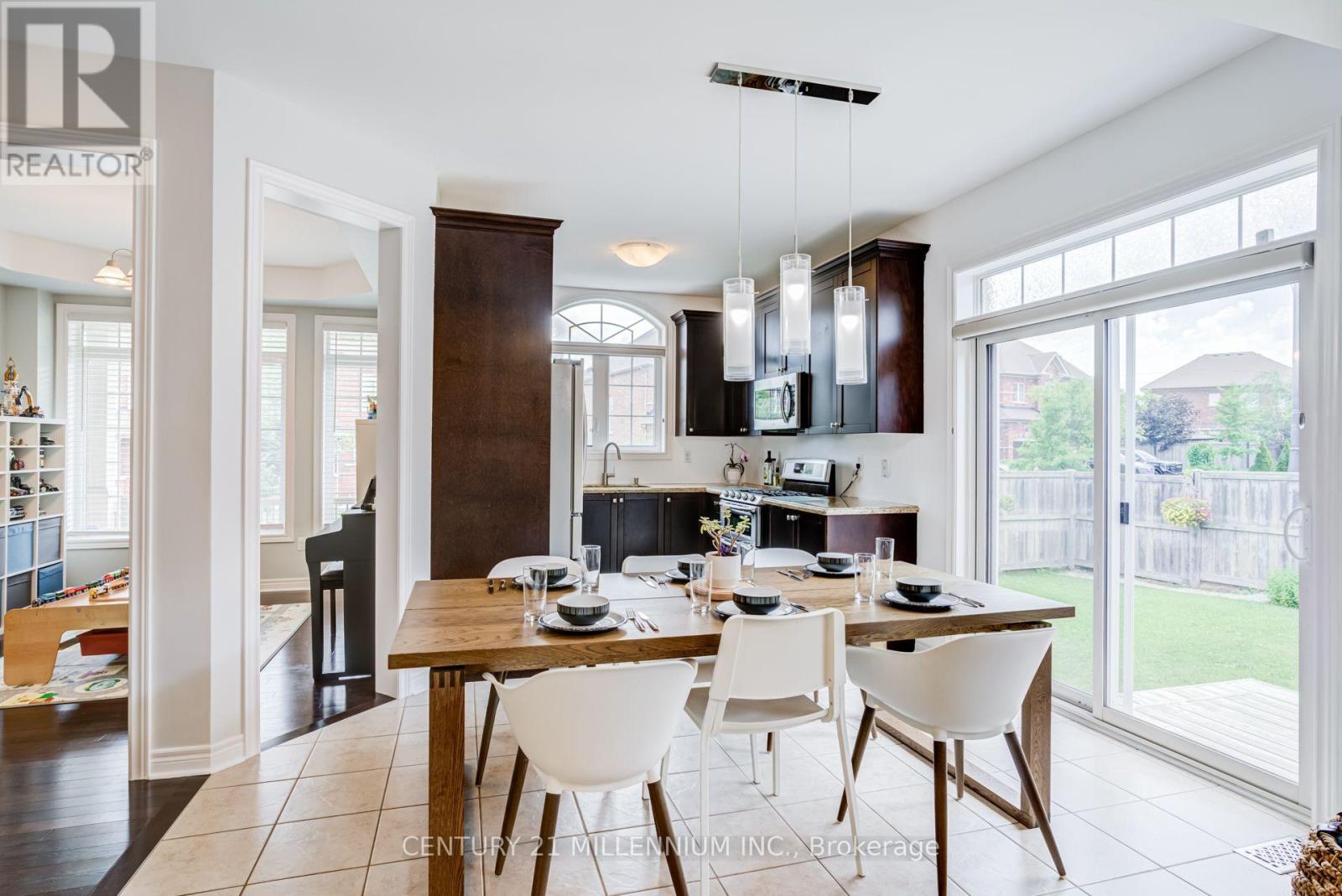 36 PLATFORM CRESCENT - 19