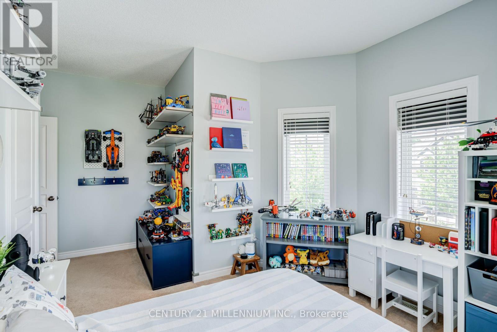 36 PLATFORM CRESCENT - 36