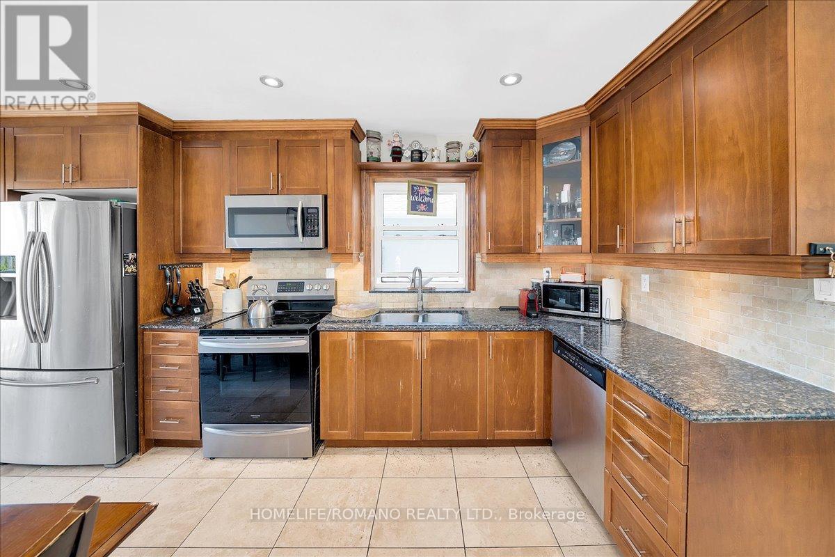 5 CUFFLEY CRESCENT S - 11