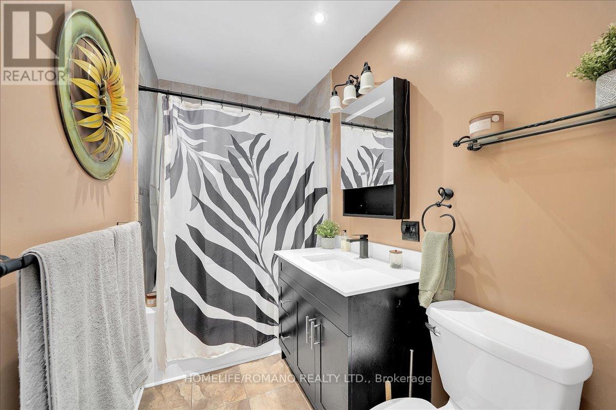 5 CUFFLEY CRESCENT S - 15