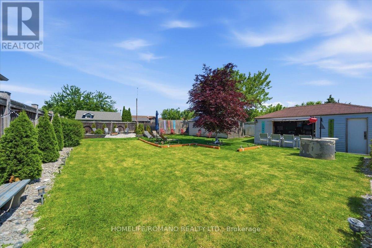 5 CUFFLEY CRESCENT S - 38