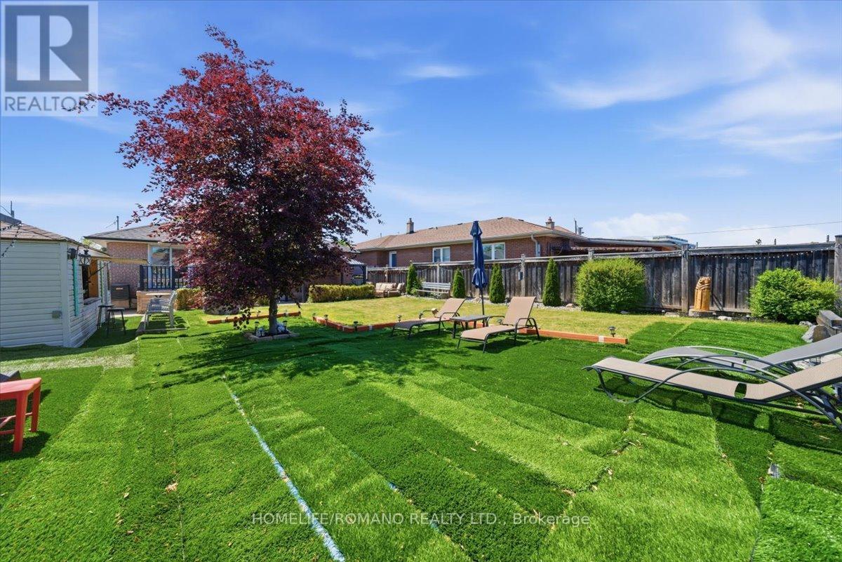 5 CUFFLEY CRESCENT S - 43