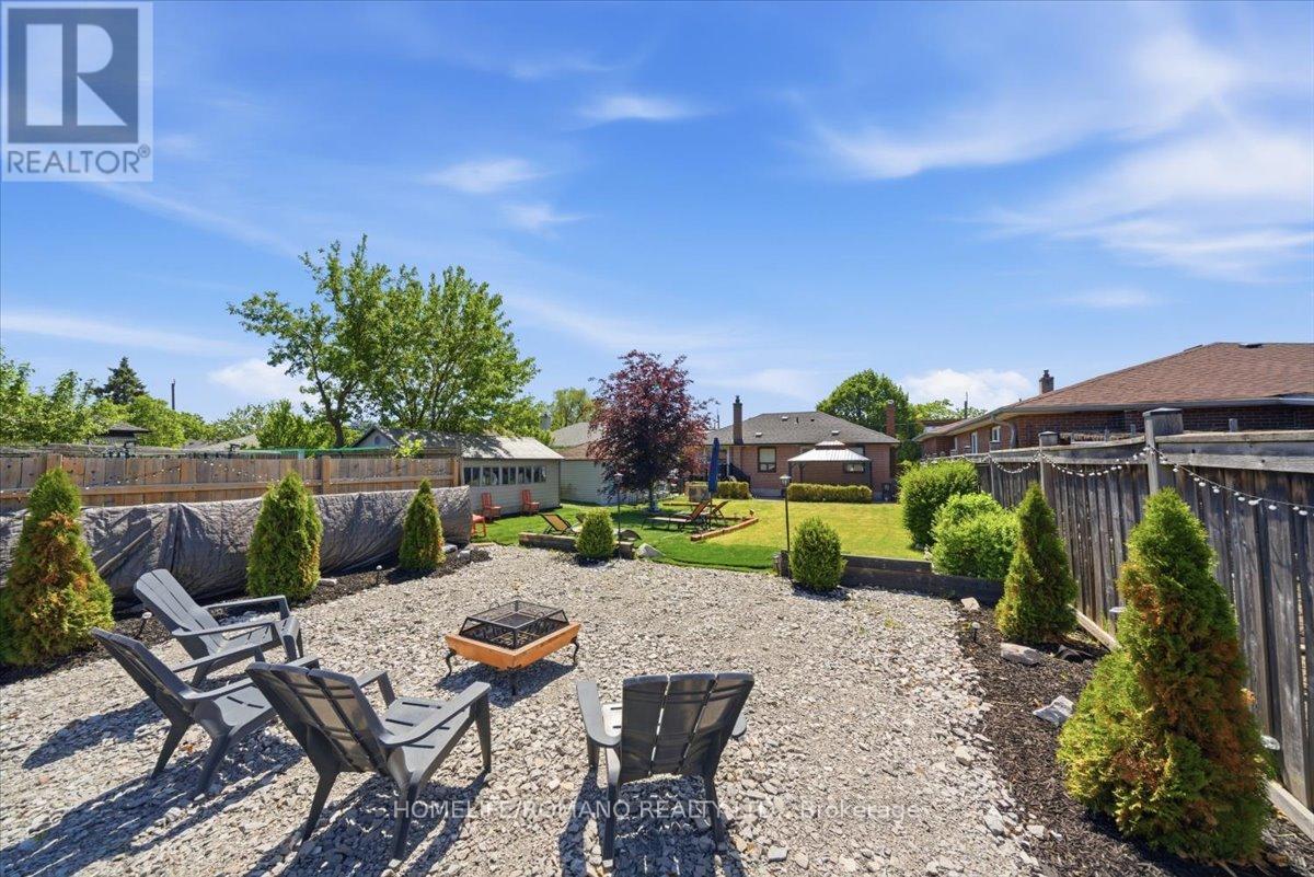 5 CUFFLEY CRESCENT S - 46