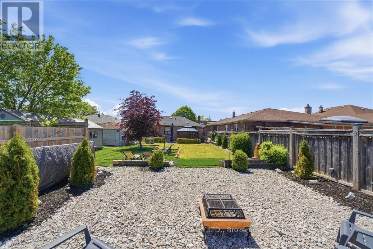 5 CUFFLEY CRESCENT S - 47