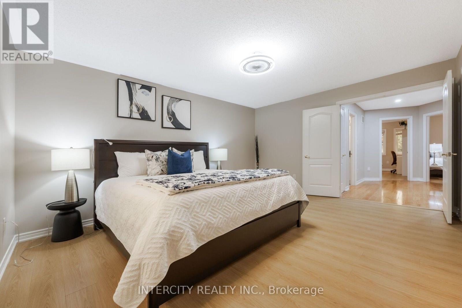 162 HOLMES CRESCENT - Image 26