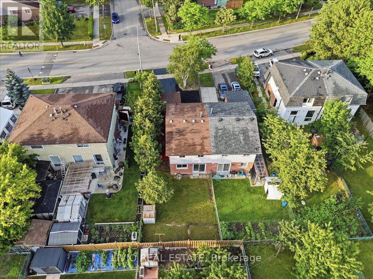 4002 BRANDON GATE DRIVE - 39