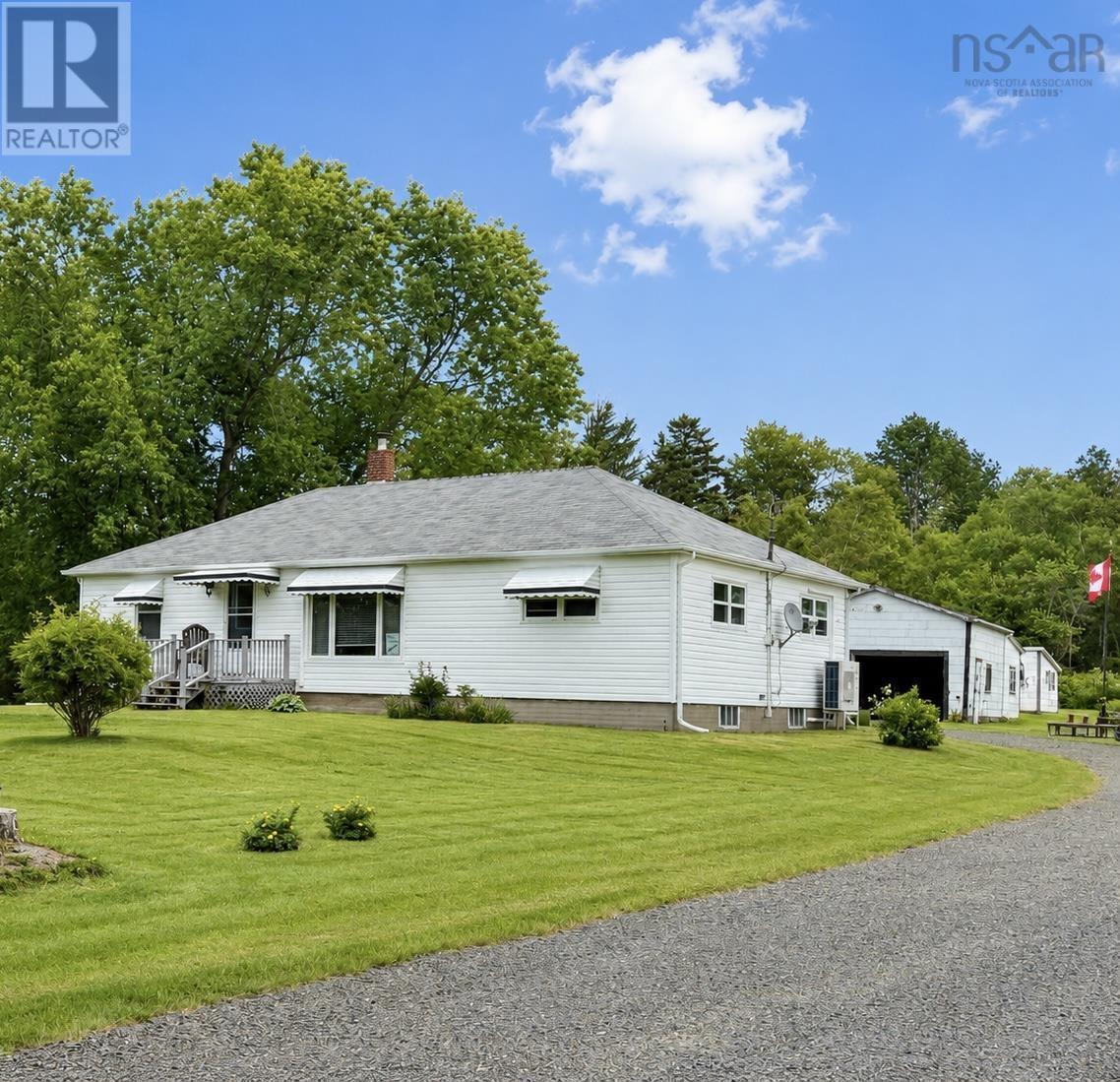2252 Highway 1 - 1