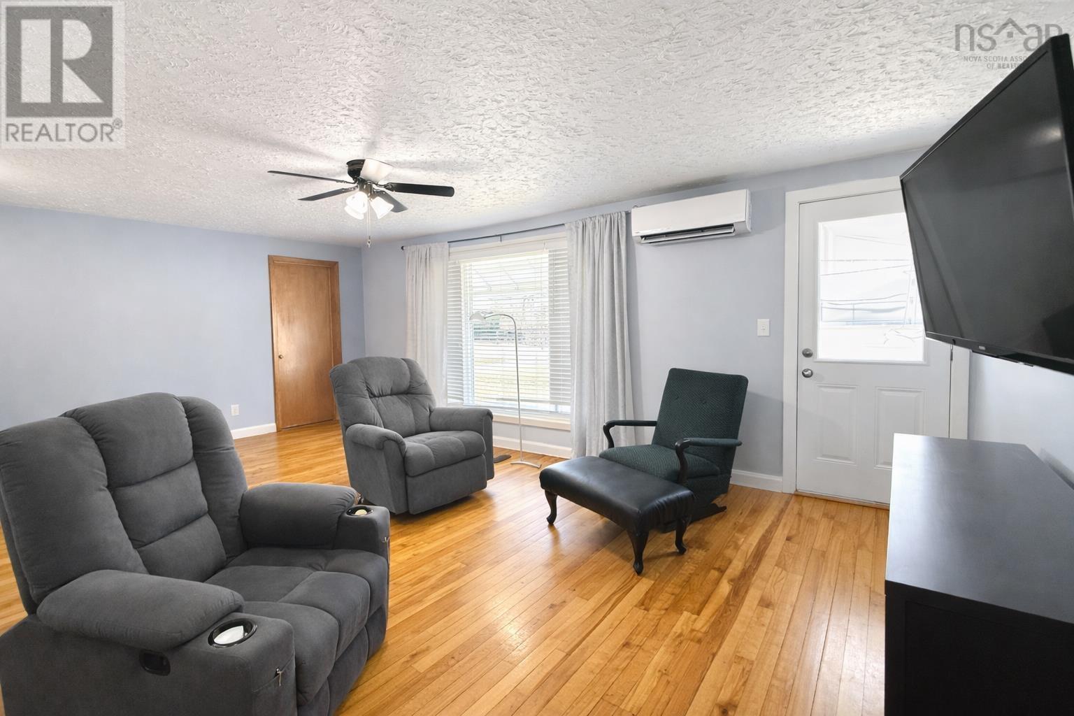 2252 Highway 1 - 7