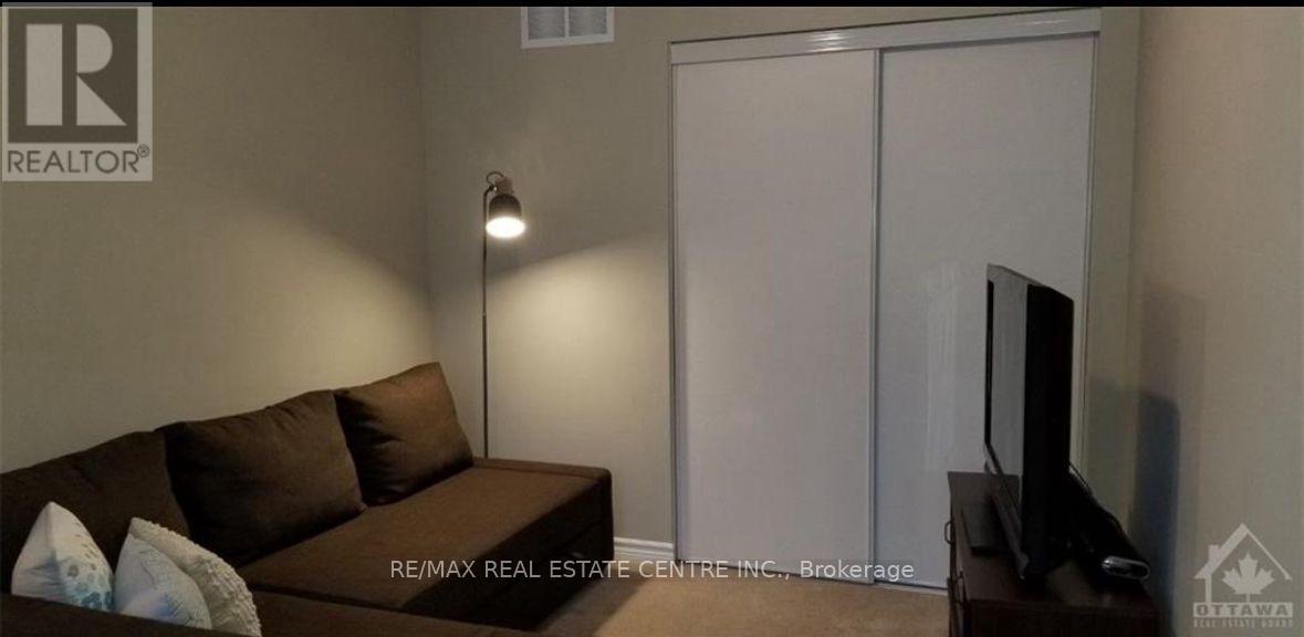 Condos for Rent in Ottawa – 1924 MAPLE GROVE, Ottawa – By Peter Sagos - Image 8