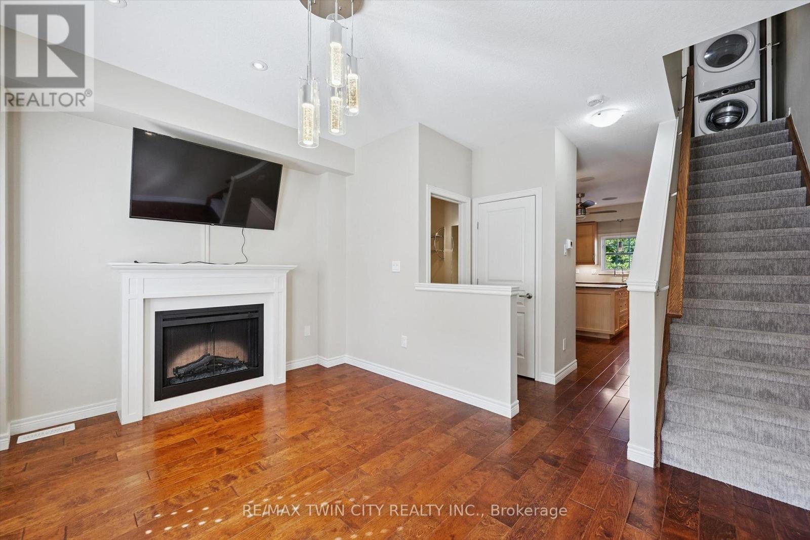 4 CHELTENHAM MEWS - 13