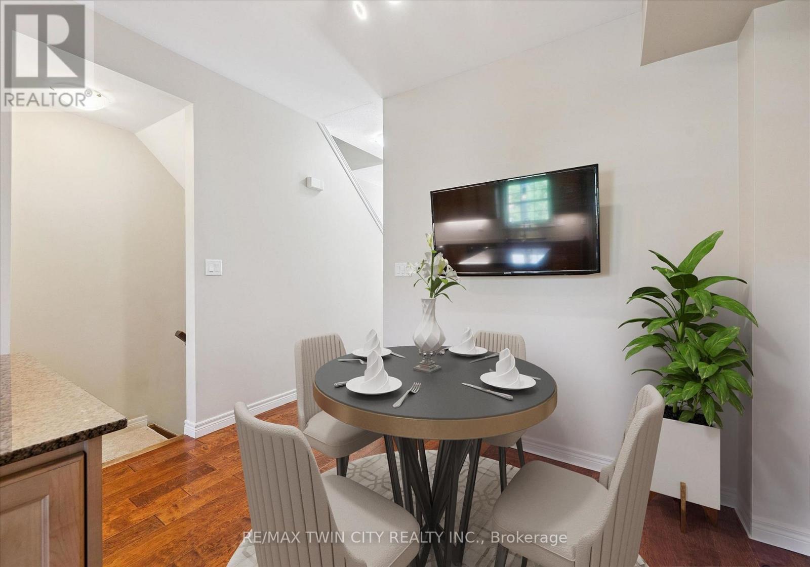 4 CHELTENHAM MEWS - 9