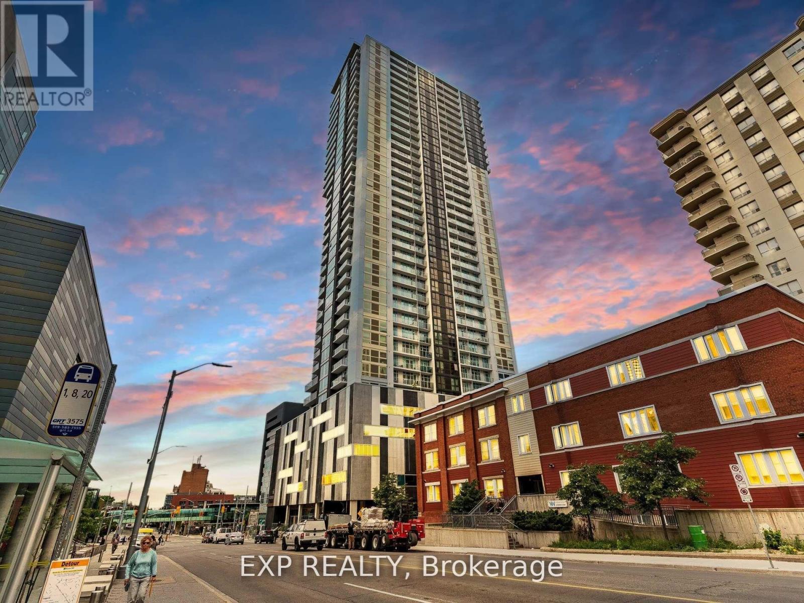 #1010 60 FREDERICK STREET N - 1