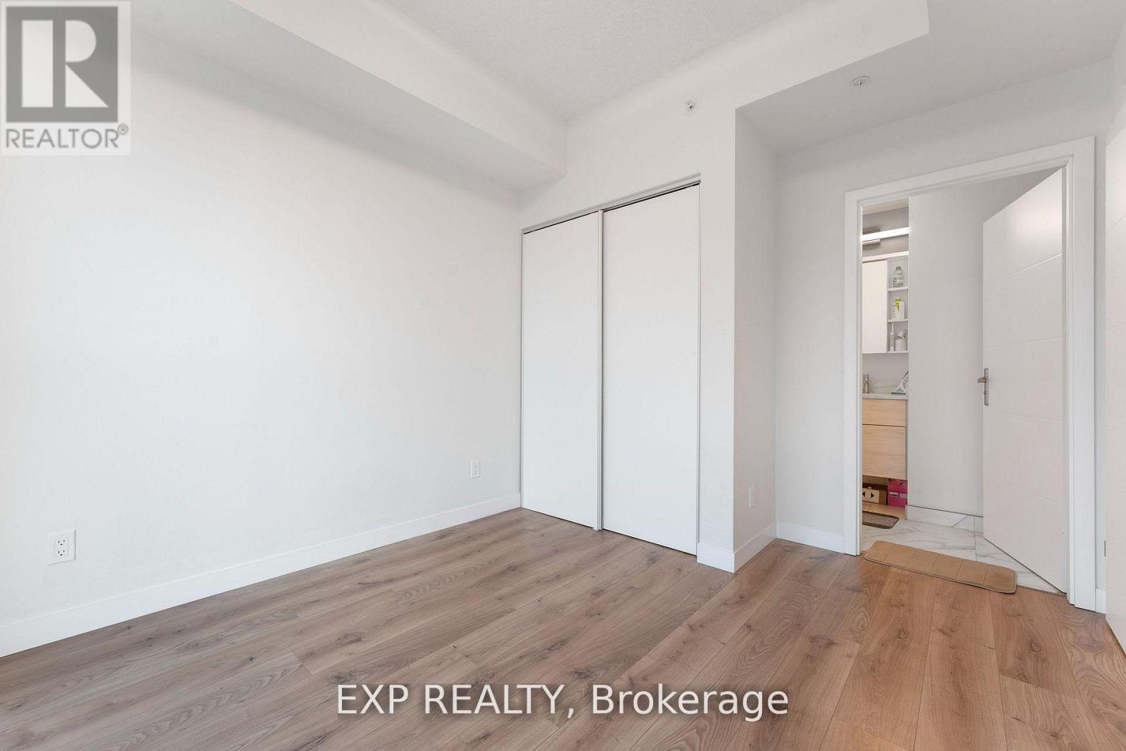 #1010 60 FREDERICK STREET N - 12