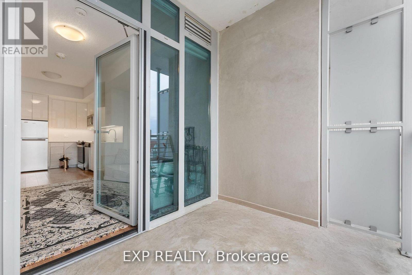 #1010 60 FREDERICK STREET N - 17