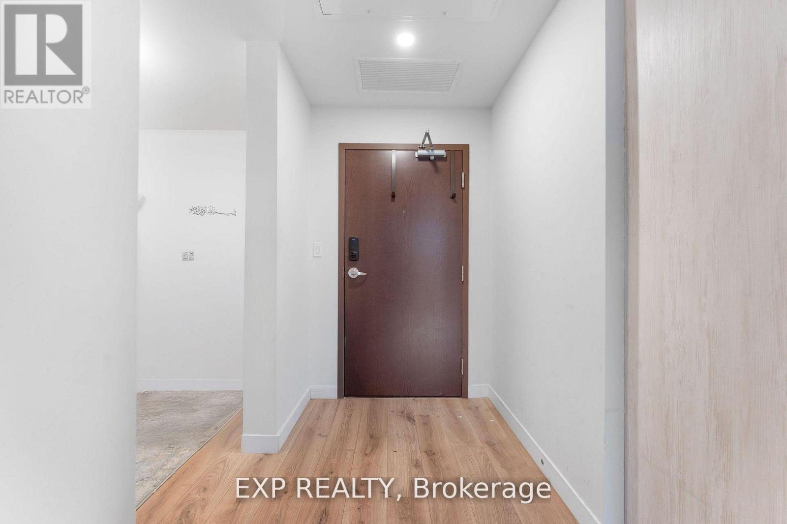 #1010 60 FREDERICK STREET N - 3
