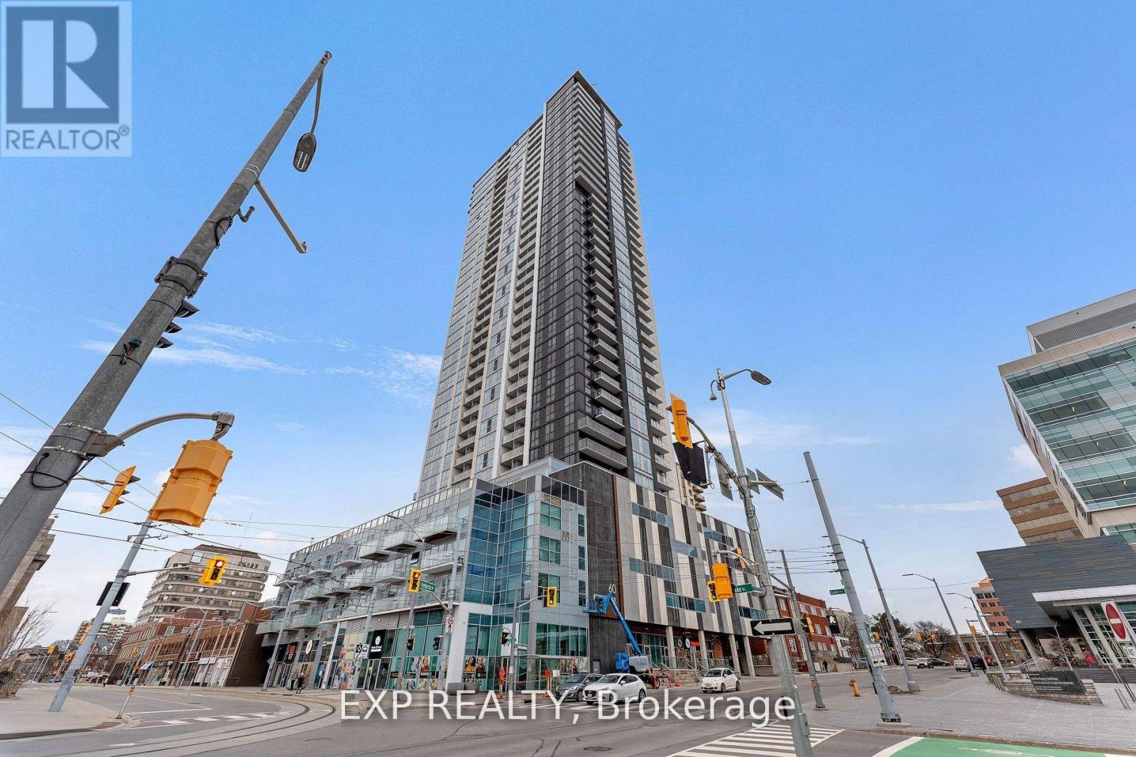 #1010 60 FREDERICK STREET N - 32