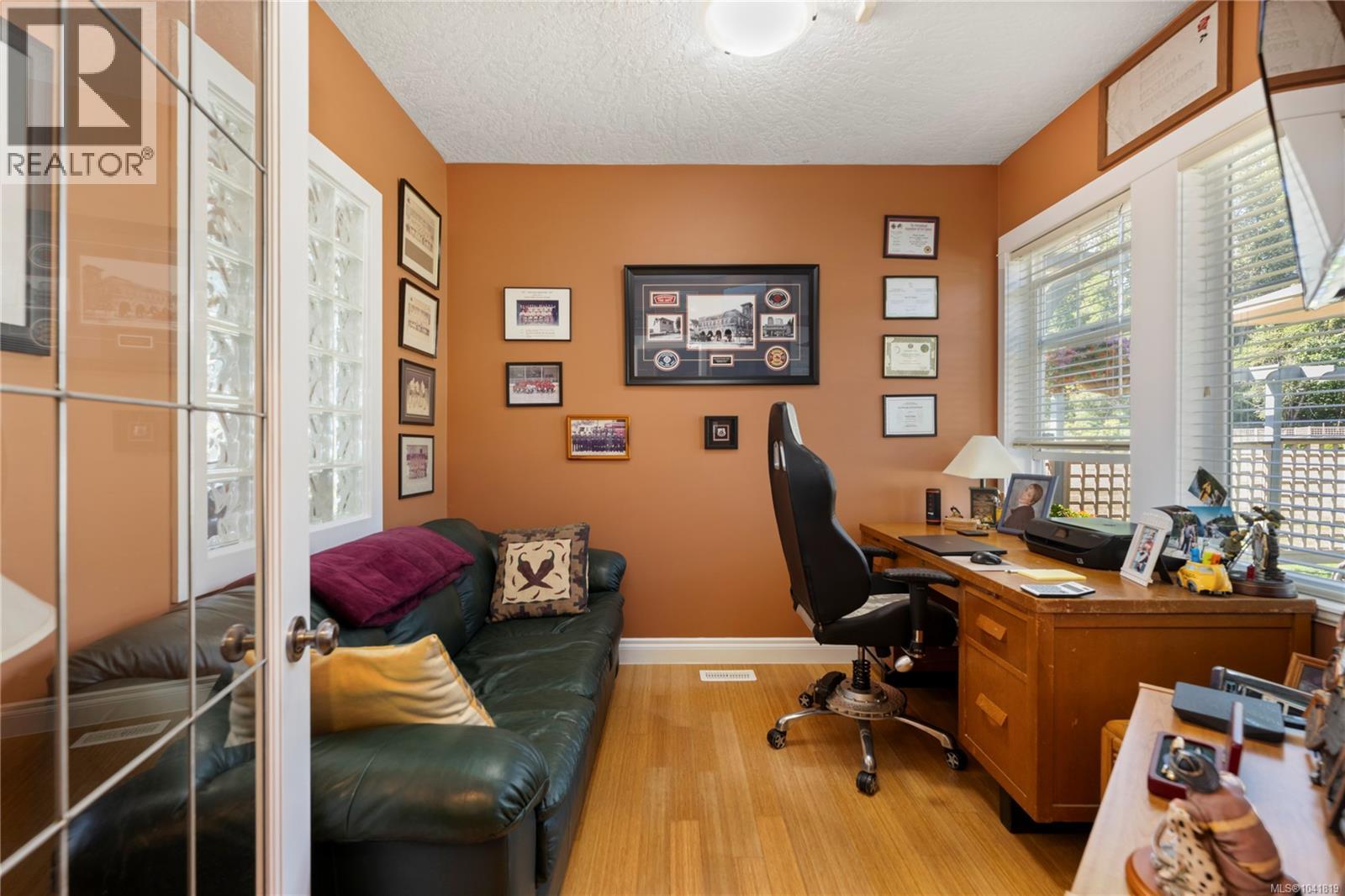 #6 5300 Gainsberg Rd - 19