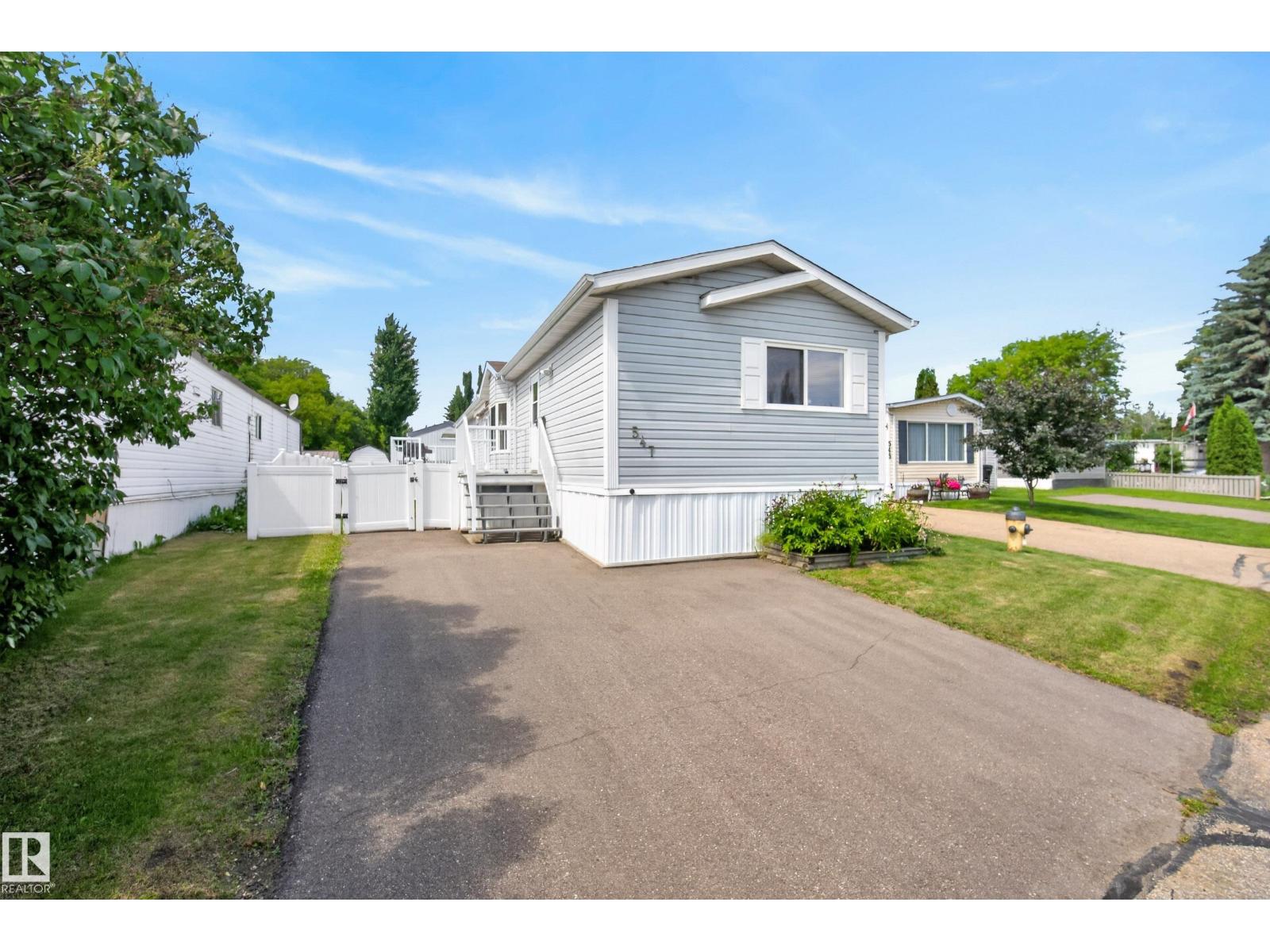 547 Evergreen Park NW - 1
