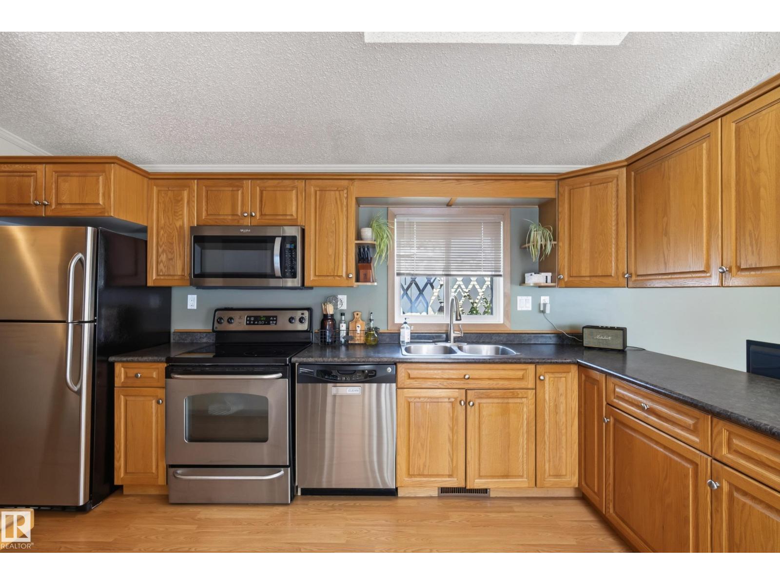 547 Evergreen Park NW - 11
