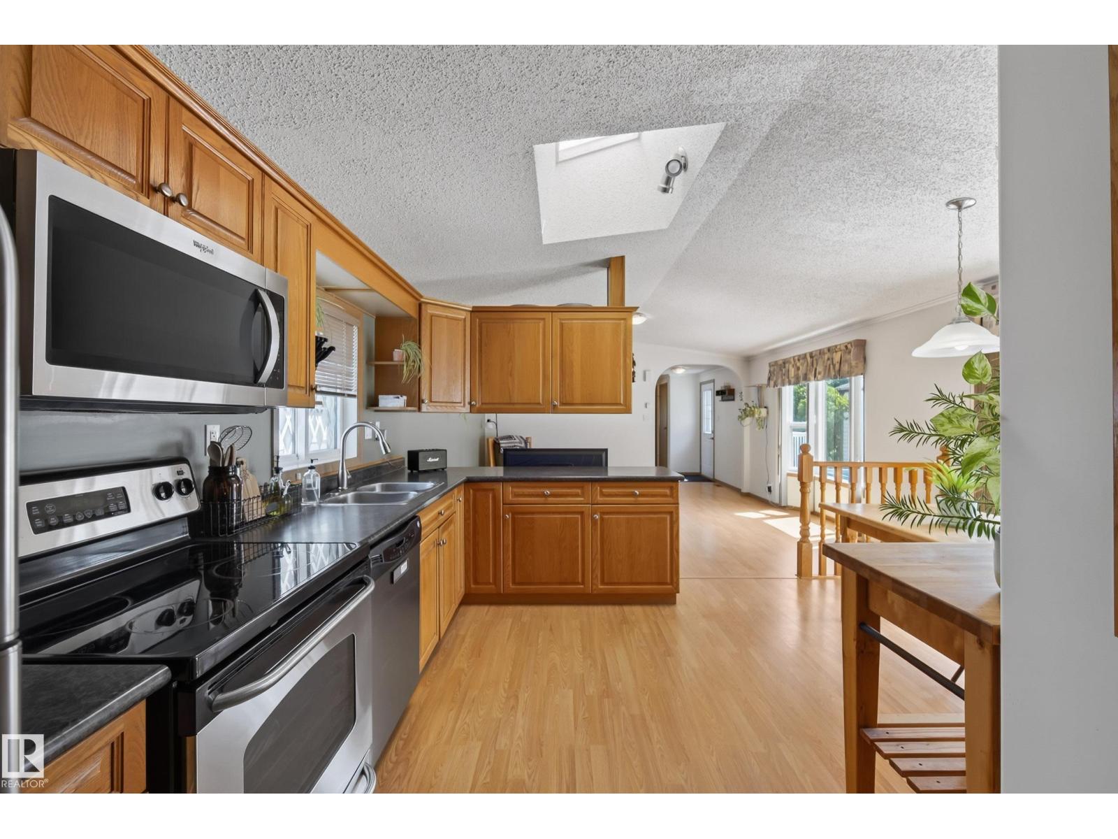 547 Evergreen Park NW - 13