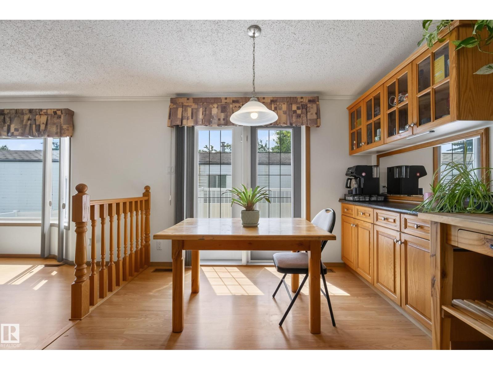 547 Evergreen Park NW - 15