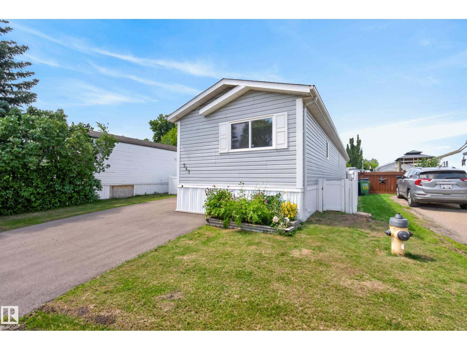 547 Evergreen Park NW - 3