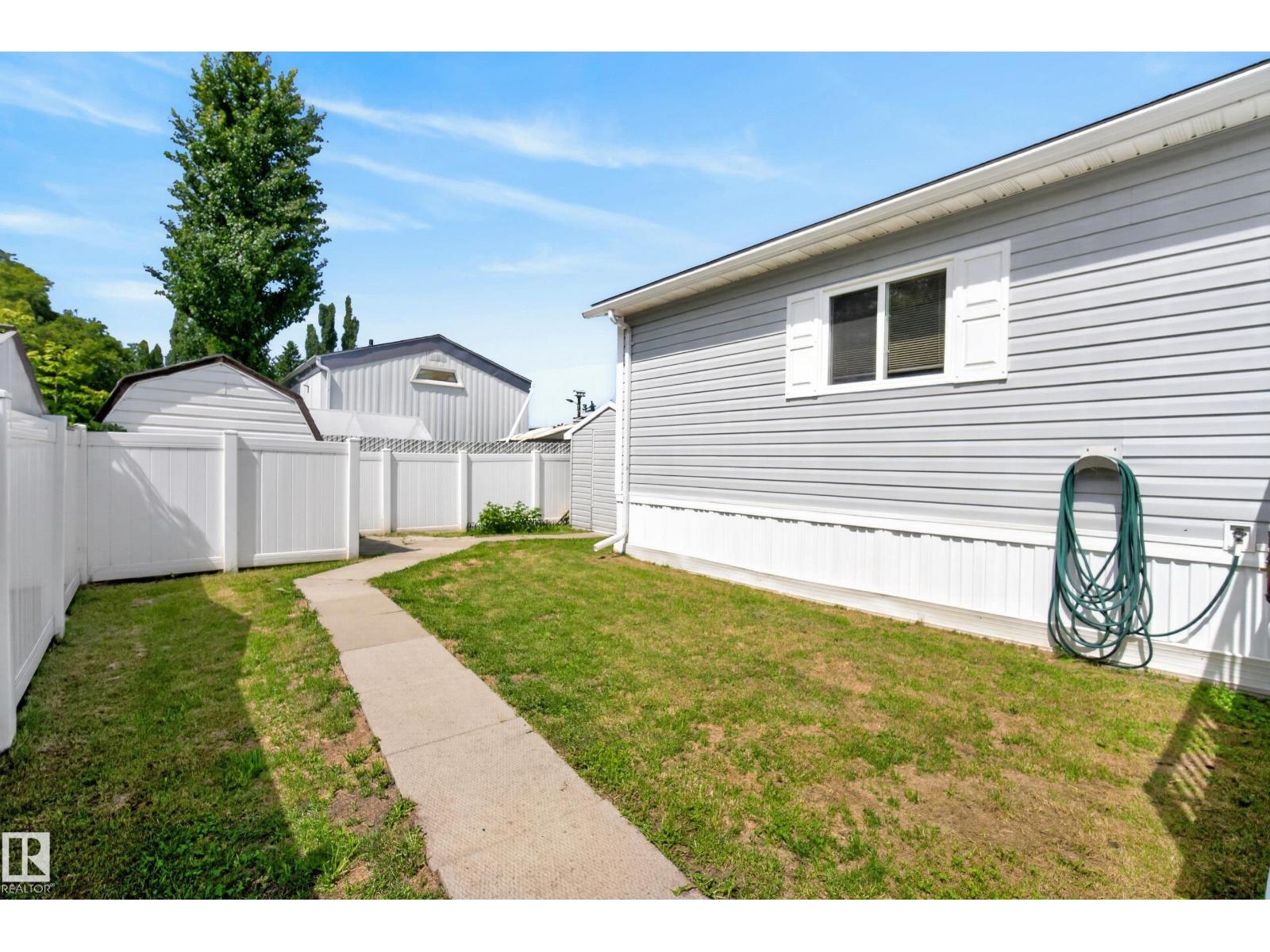 547 Evergreen Park NW - 32