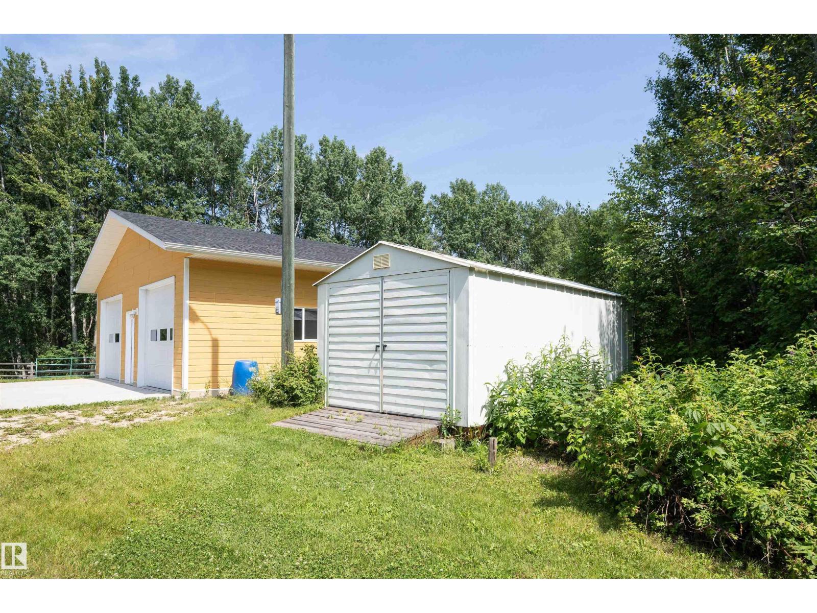 60520 Rge Rd 62A - 12
