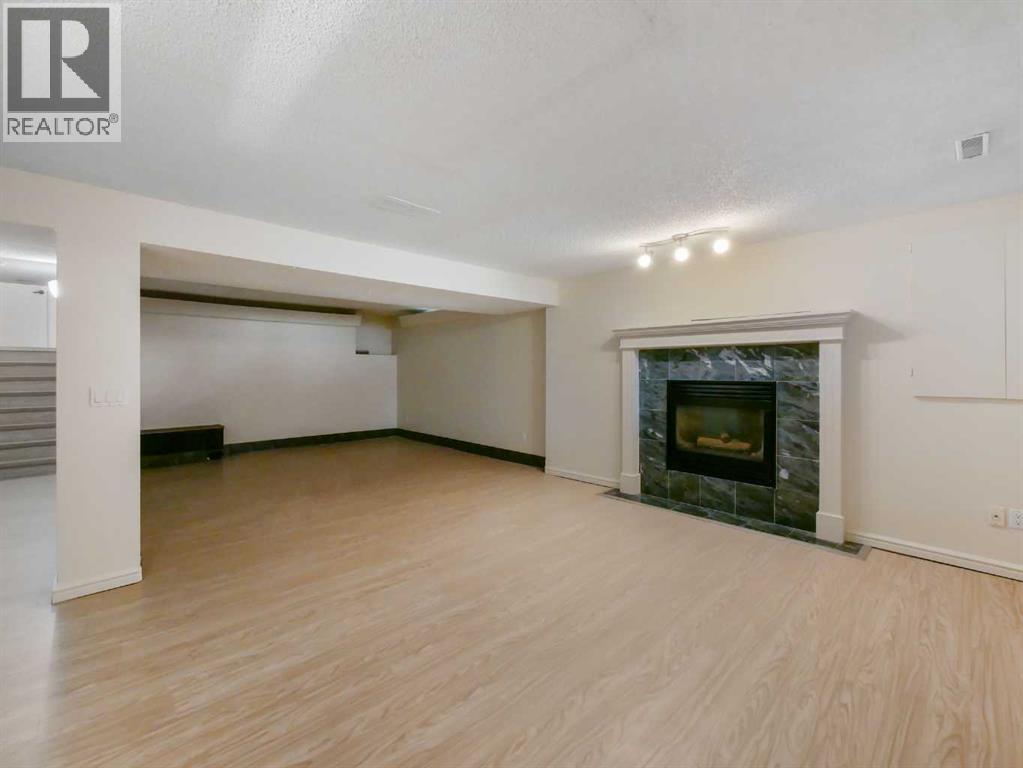 27 Erin Green Place SE photo 24