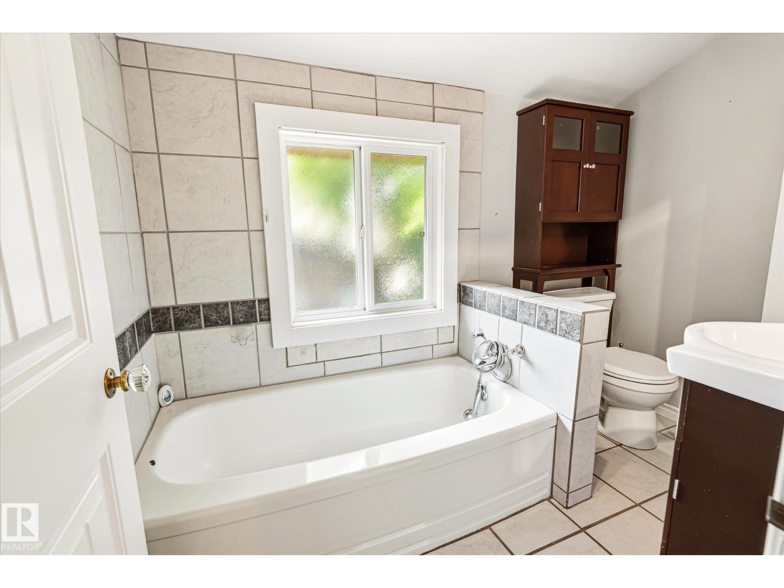 11322 56 ST NW - 26